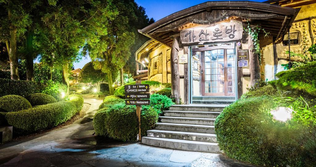 Kasan Tobang Hostel Сеогвипо Екстериор снимка
