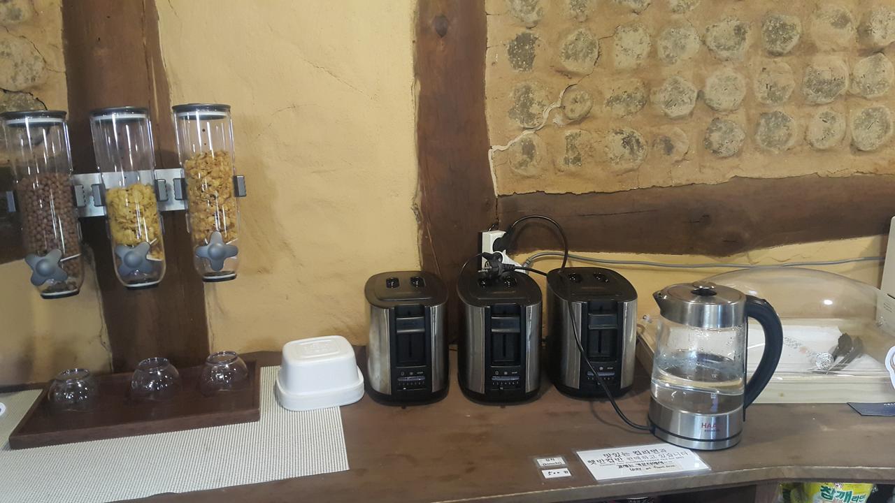 Kasan Tobang Hostel Сеогвипо Екстериор снимка