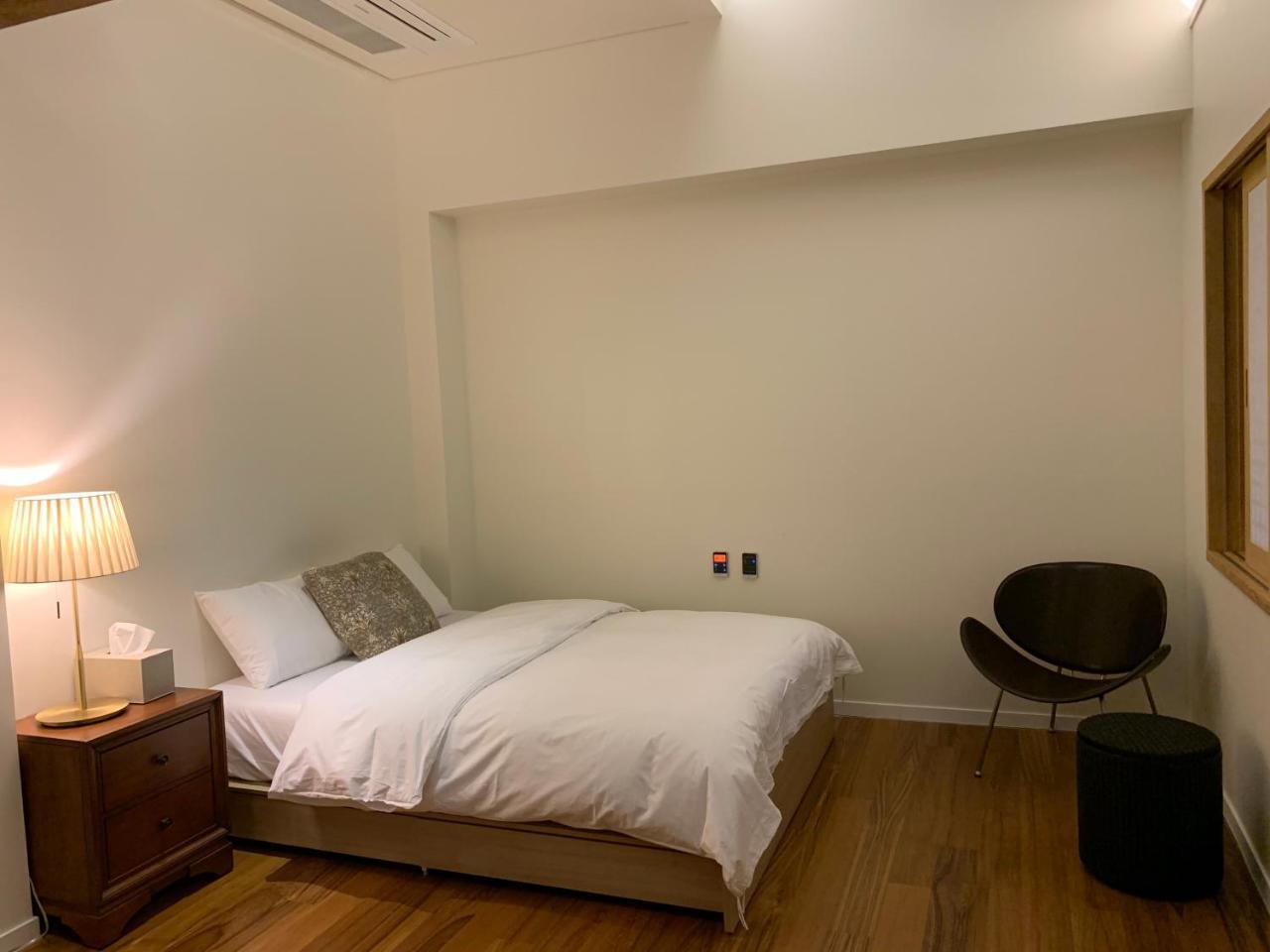 Kasan Tobang Hostel Сеогвипо Екстериор снимка